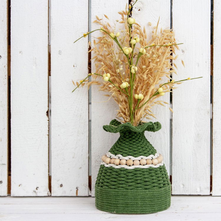 DIY: Cute Ethnic-Style Ropy Vase!